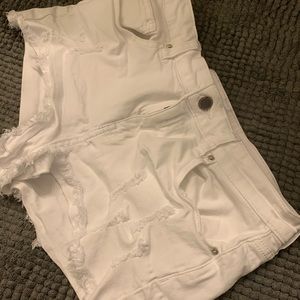 White low rise shorts Small